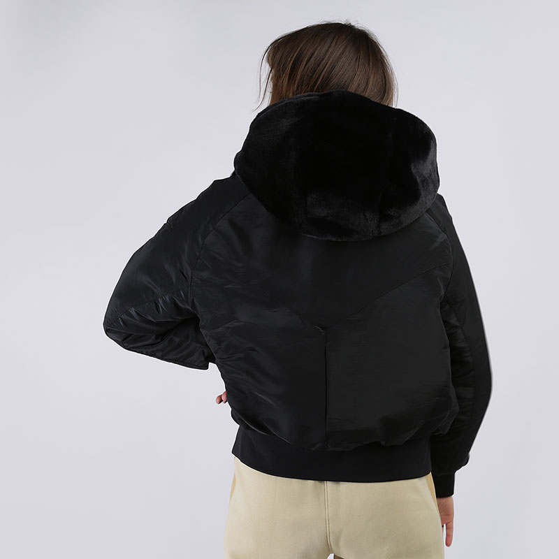 женская черная куртка Jordan Reversible Bomber Jacket CQ6657-010 - цена, описание, фото 8
